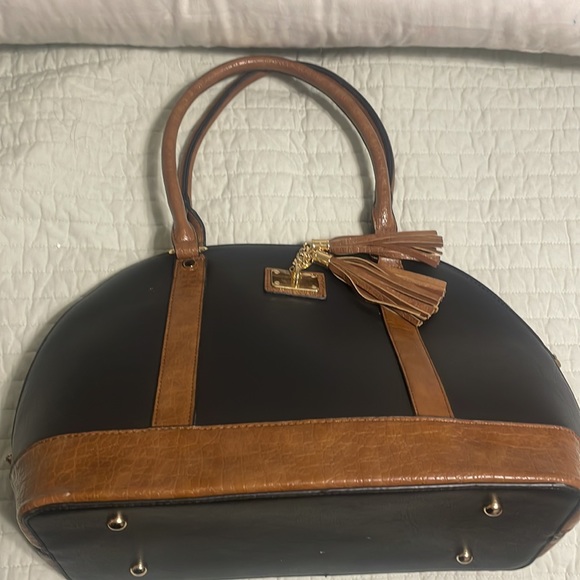 Purse - Picture 3 of 5